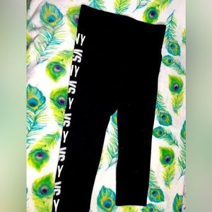 Victoria Secret workout capris‎